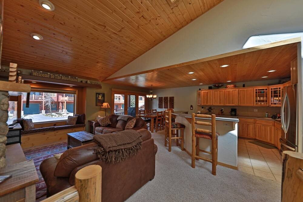 Photo of Livingroom in Old Town