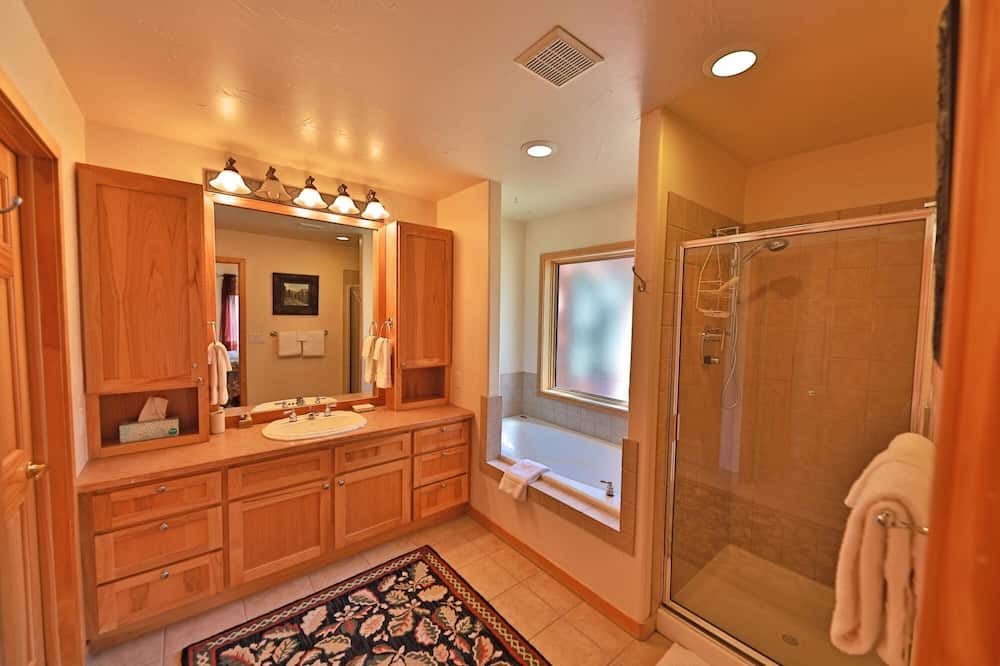 Photo of Bathroom in Old Town