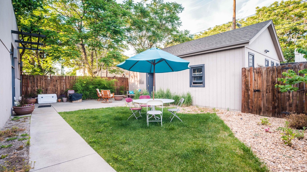 Photo of Outdoor in Cole