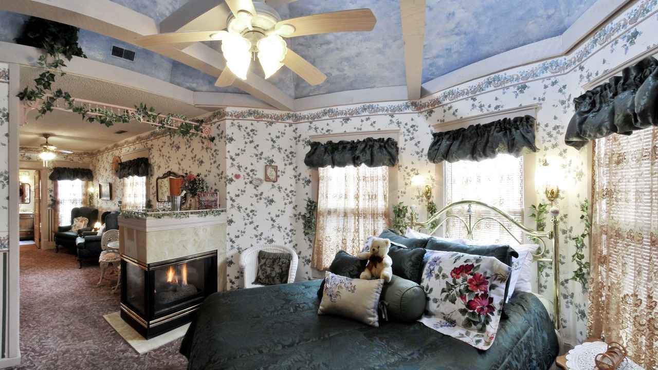 Photo of Bedroom in Colorado Springs