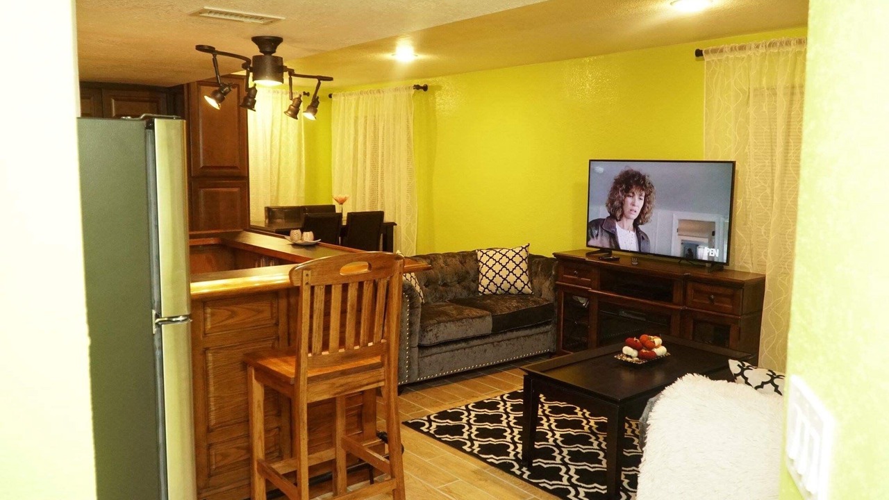 Photo of Livingroom in Gateway