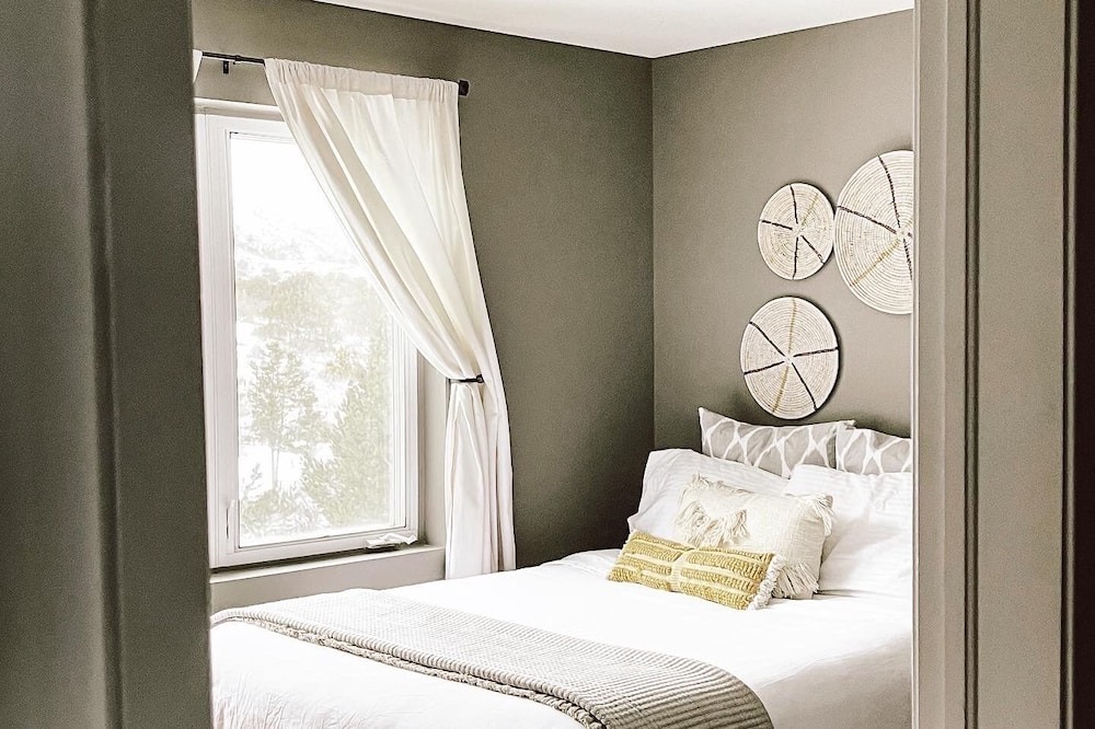 Photo of Bedroom in Solar Ranch