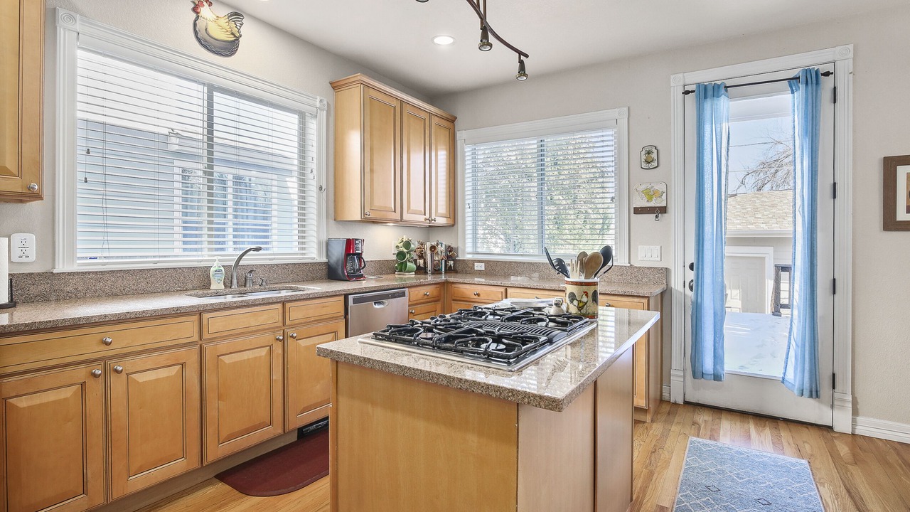 Photo of Kitchen in Sloan Lake