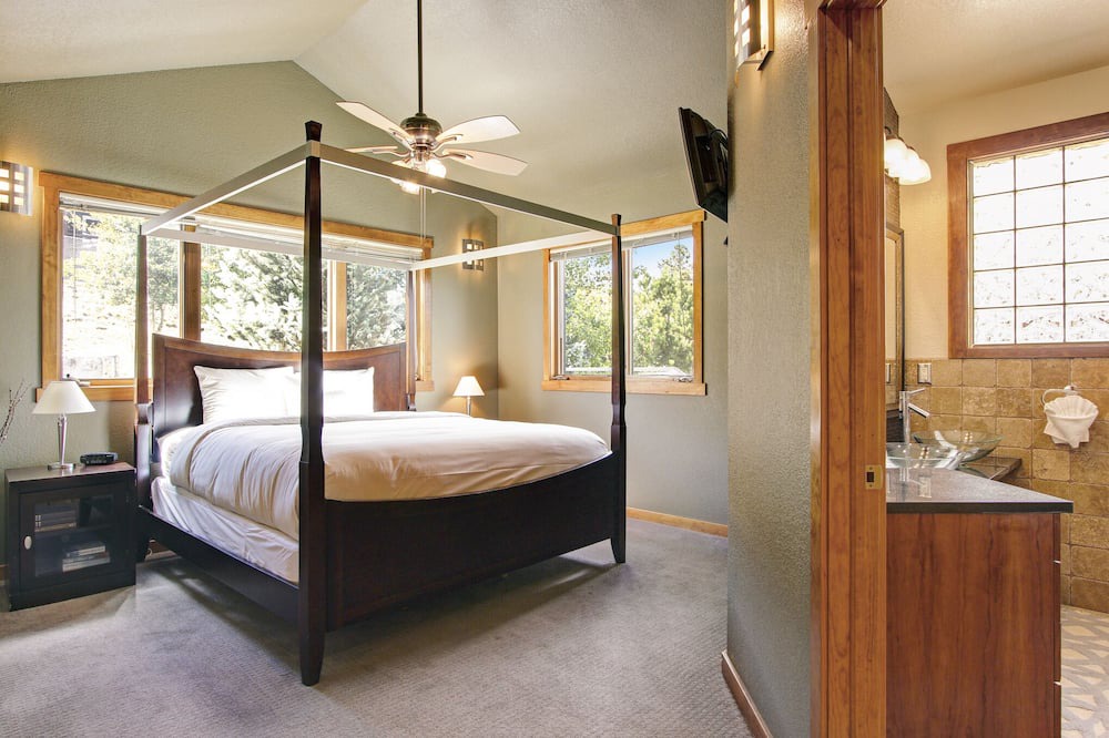 Photo of Bathroom in Estes Park