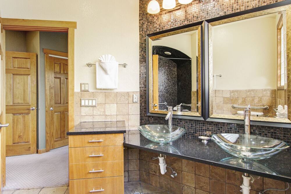 Photo of Bathroom in Estes Park