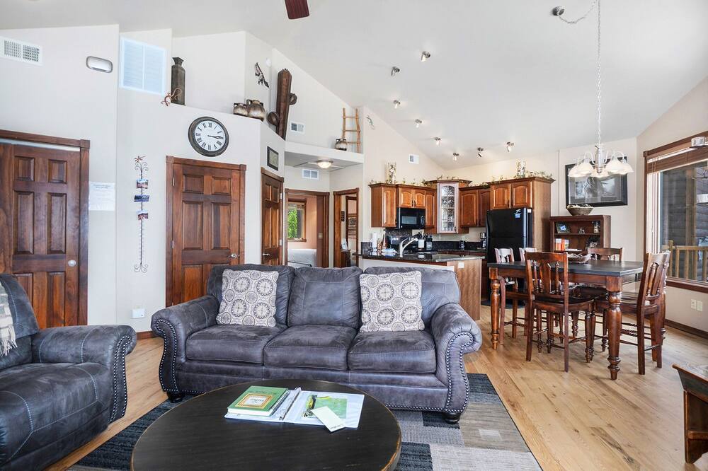 Photo of Bedroom in Estes Park