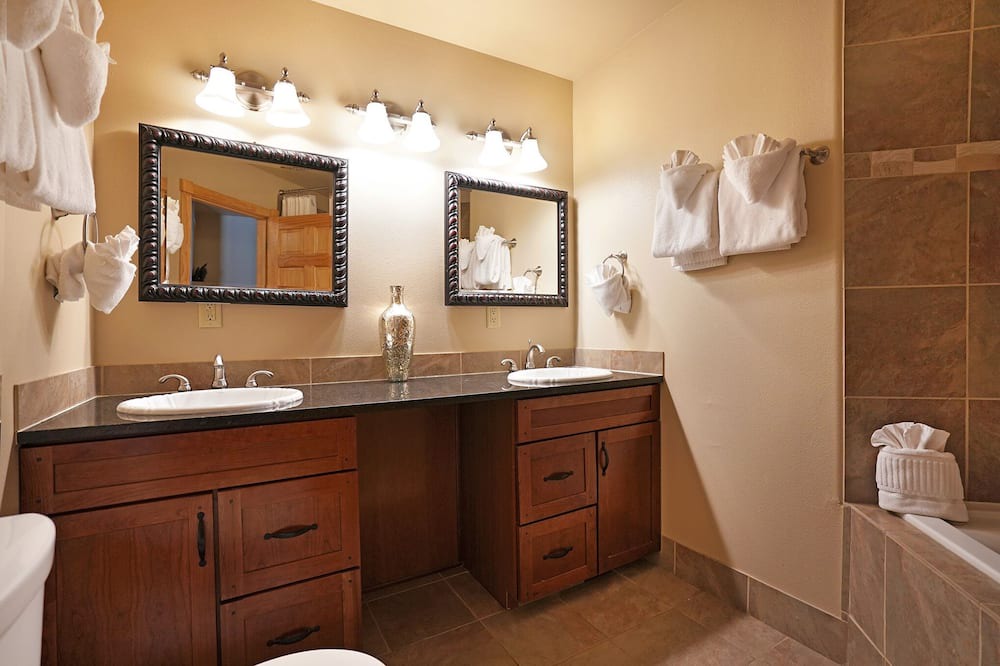 Photo of Bathroom in Estes Park