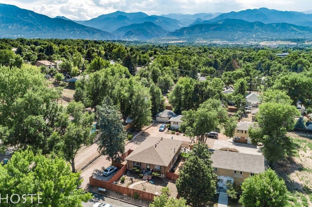 Photo of Others in Broadmoor