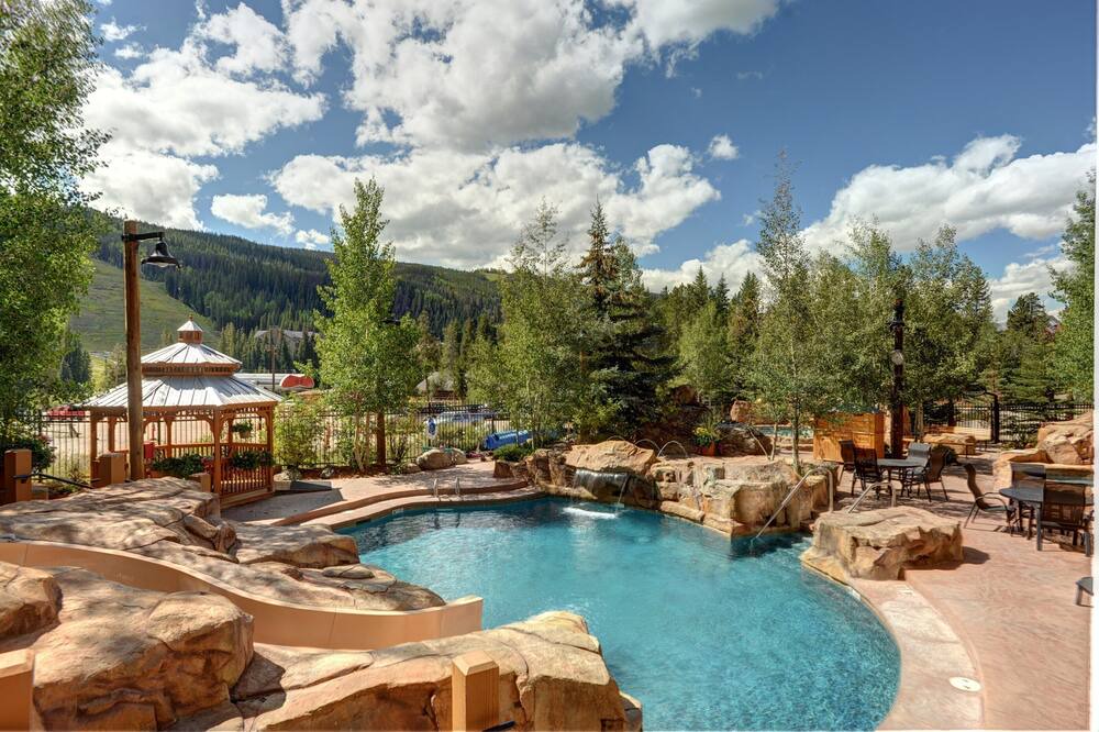 Photo of Outdoor in River Run