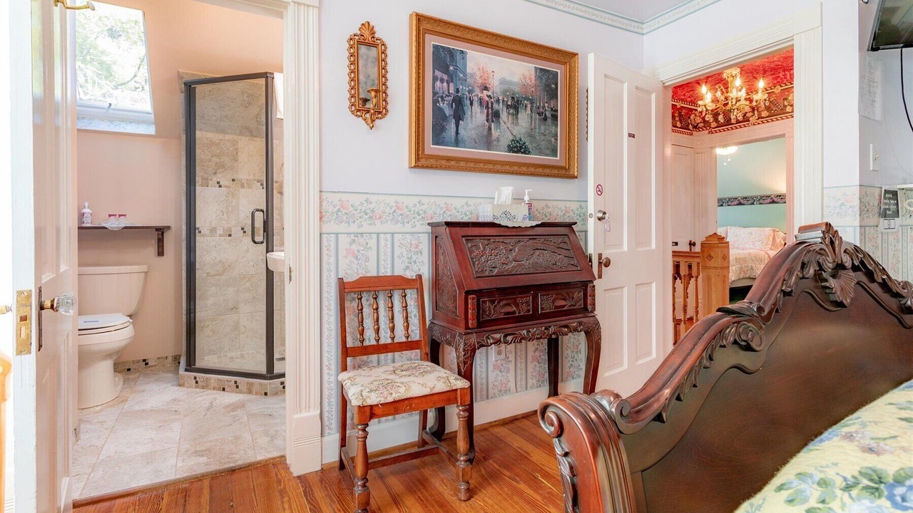 Photo of Bedroom in Golden