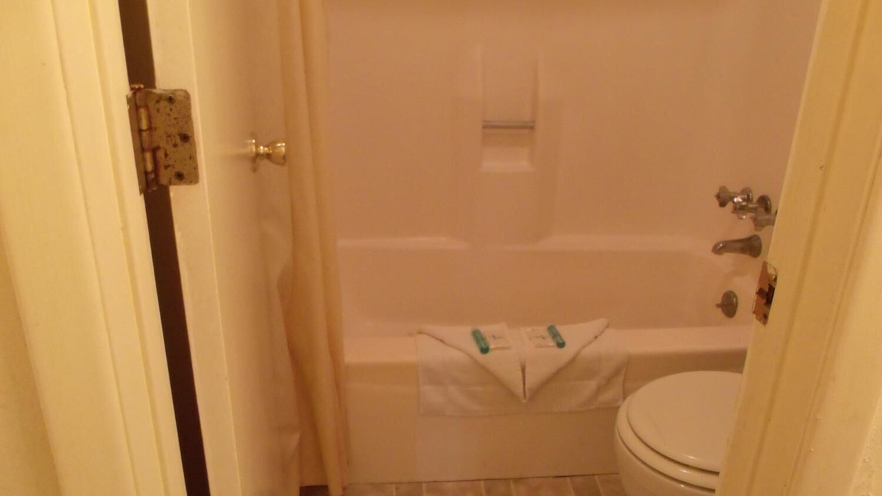 Photo of Bathroom in Antonito