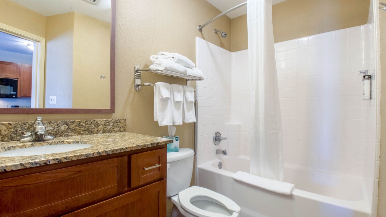 Photo of Bathroom in Parachute