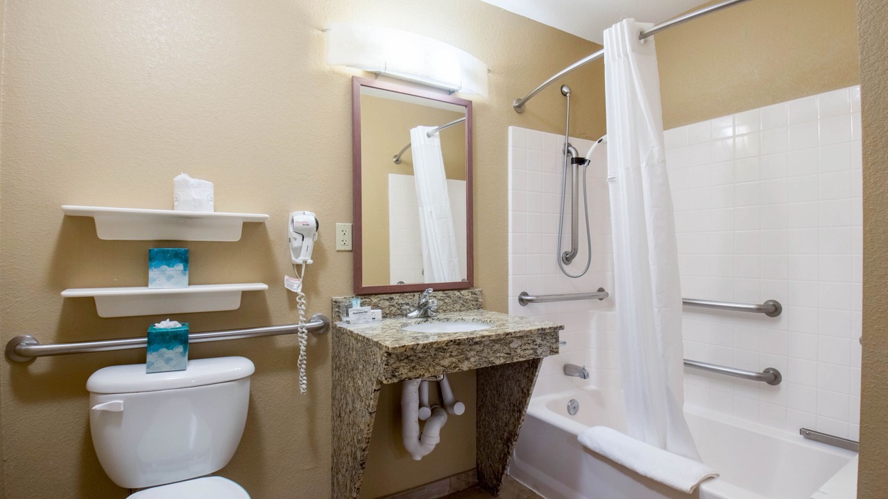 Photo of Bathroom in Parachute