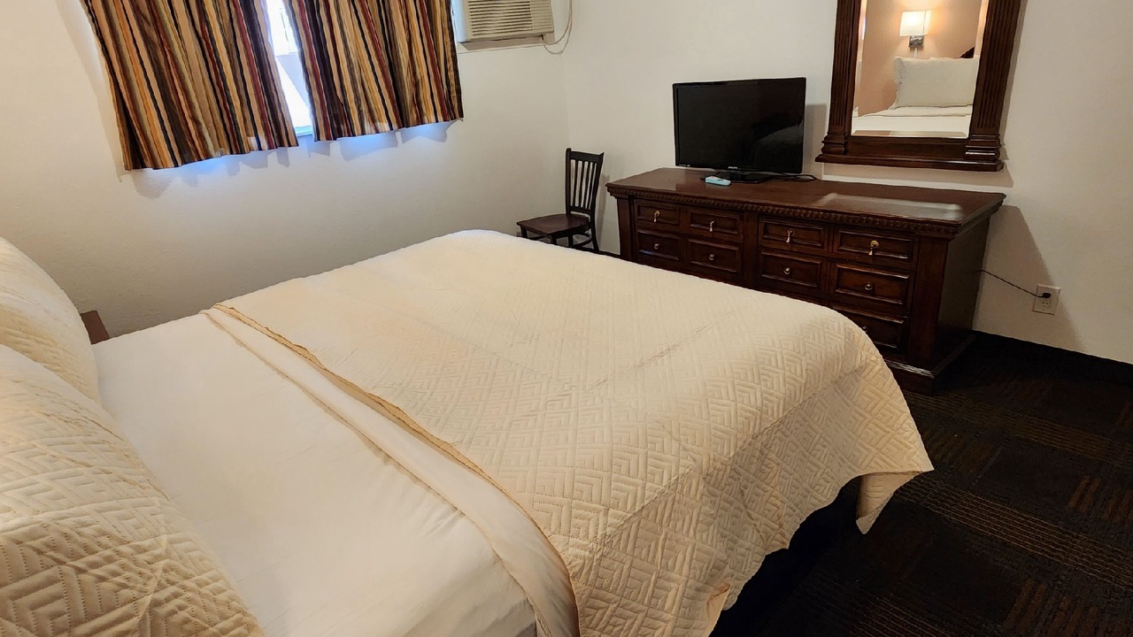 Photo of Bedroom in Manitou Springs