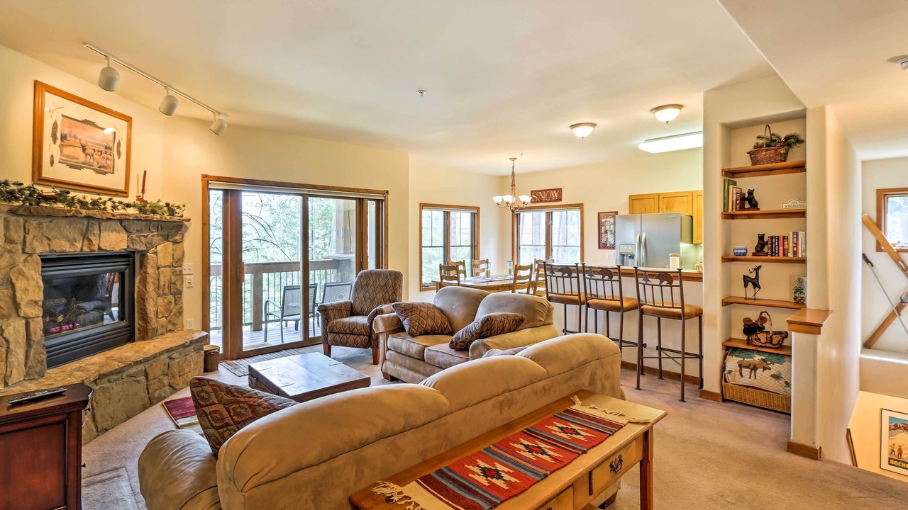 Photo of Livingroom in Four O'Clock