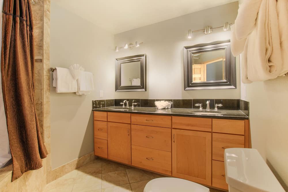 Photo of Bathroom in Estes Park