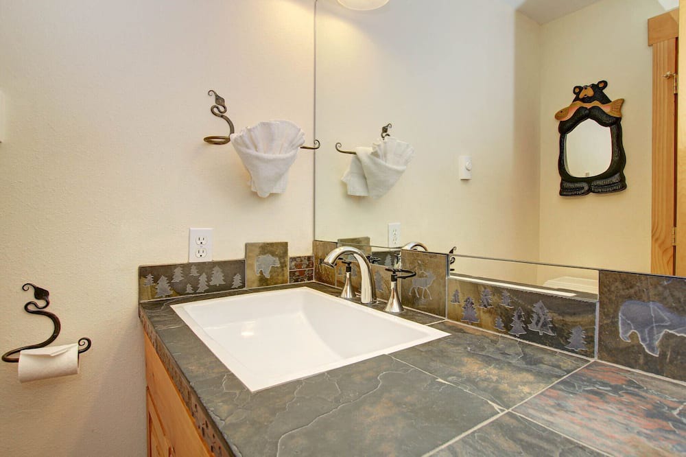 Photo of Bedroom in Estes Park