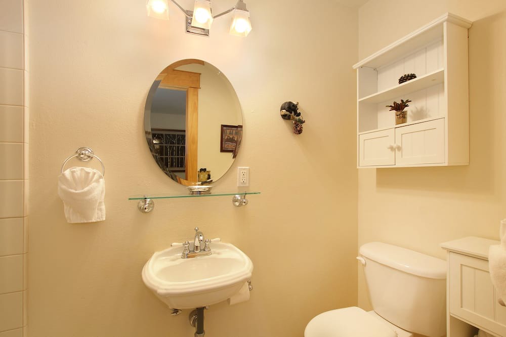Photo of Bathroom in Estes Park