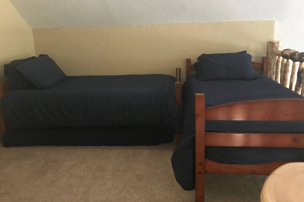 Photo of Bedroom in South Fork