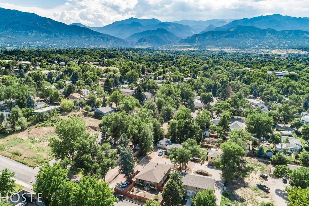 Photo of Others in Broadmoor
