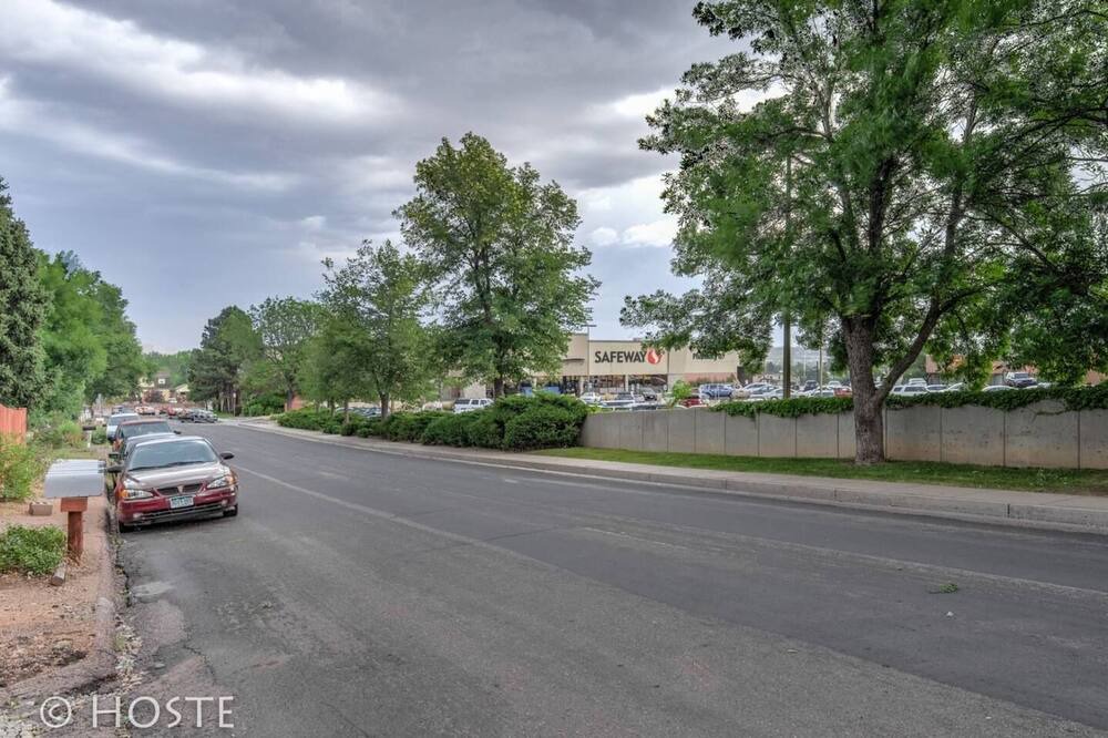 Photo of Others in Broadmoor