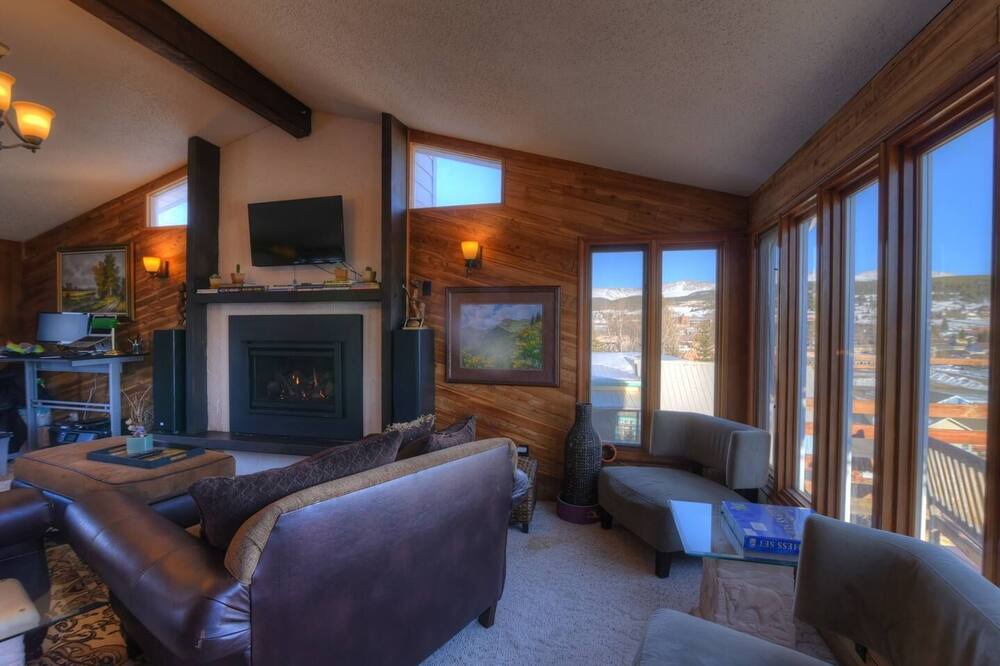 Photo of Livingroom in Leadville
