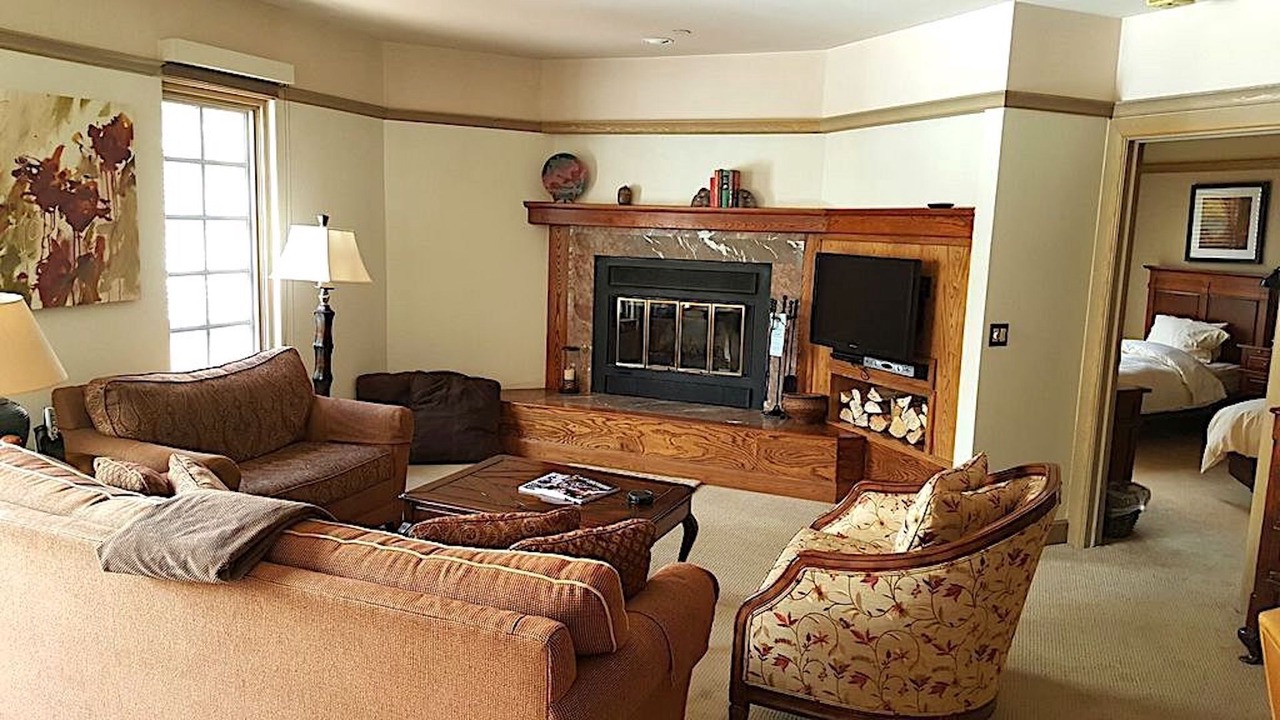 Photo of Livingroom in Beaver Creek