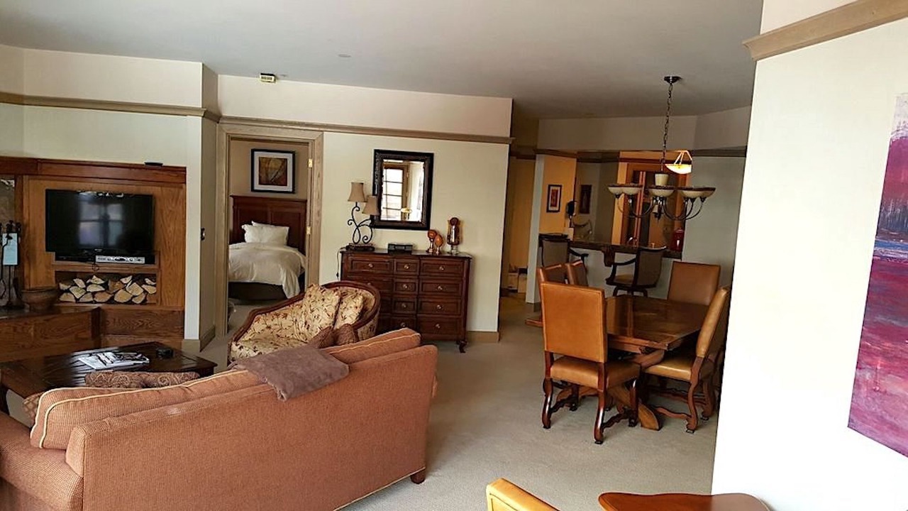 Photo of Livingroom in Beaver Creek