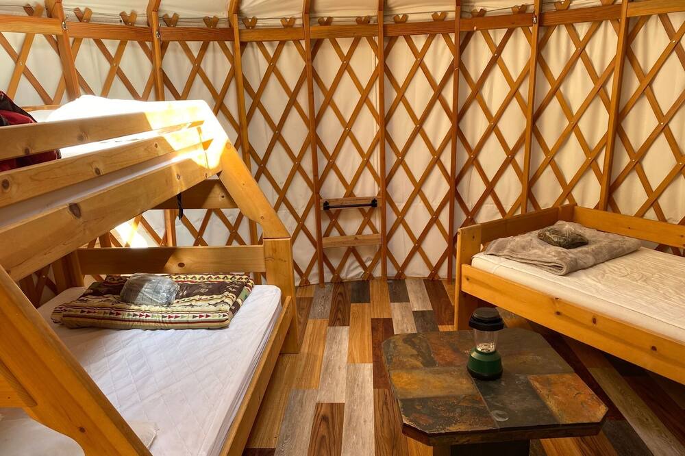 Photo of Bedroom in Idaho Springs