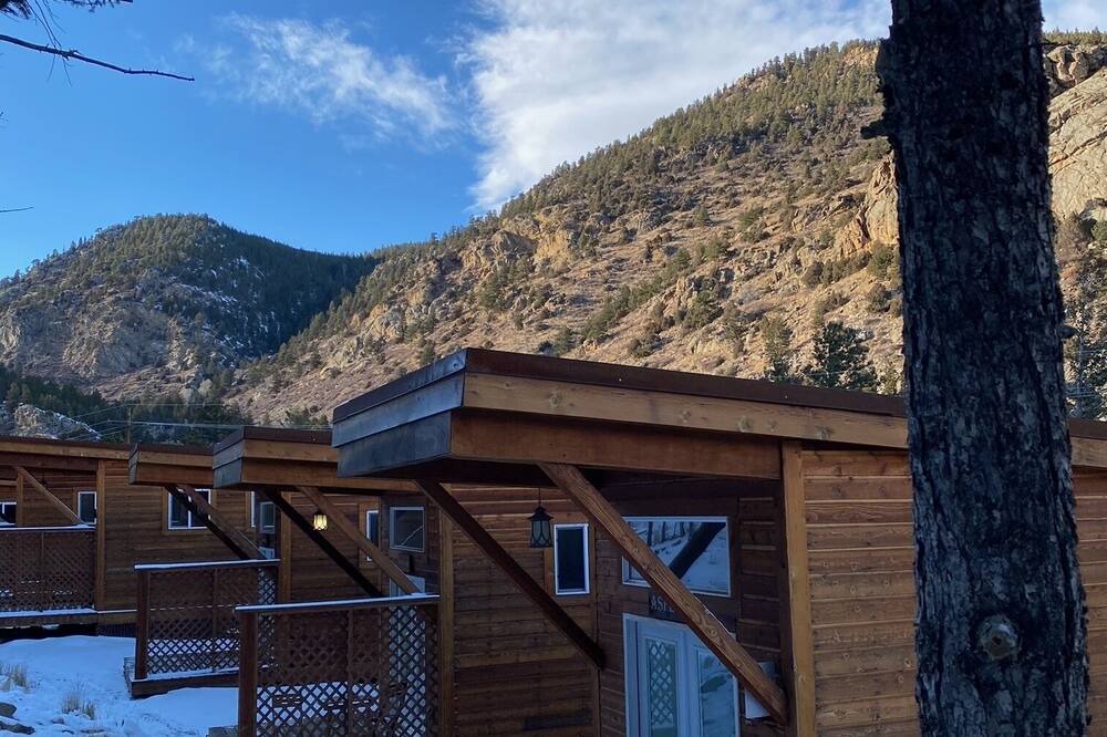 Photo of Bedroom in Idaho Springs