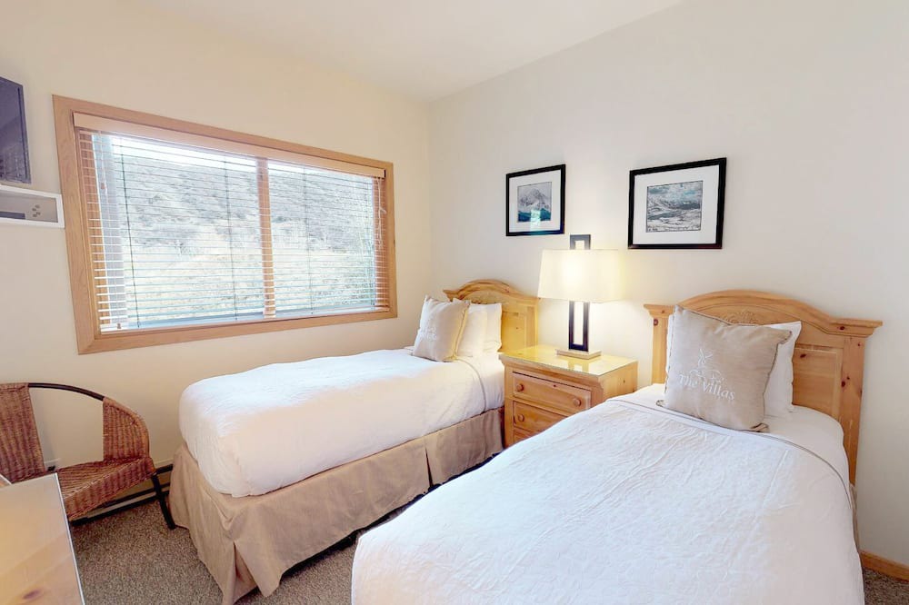 Photo of Bedroom in Snowmass Village