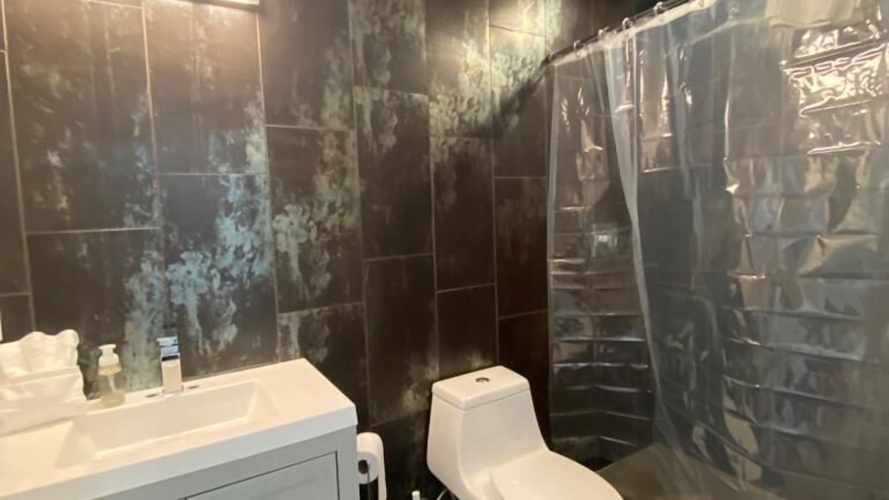 Photo of Bathroom in Manitou Springs Historic District