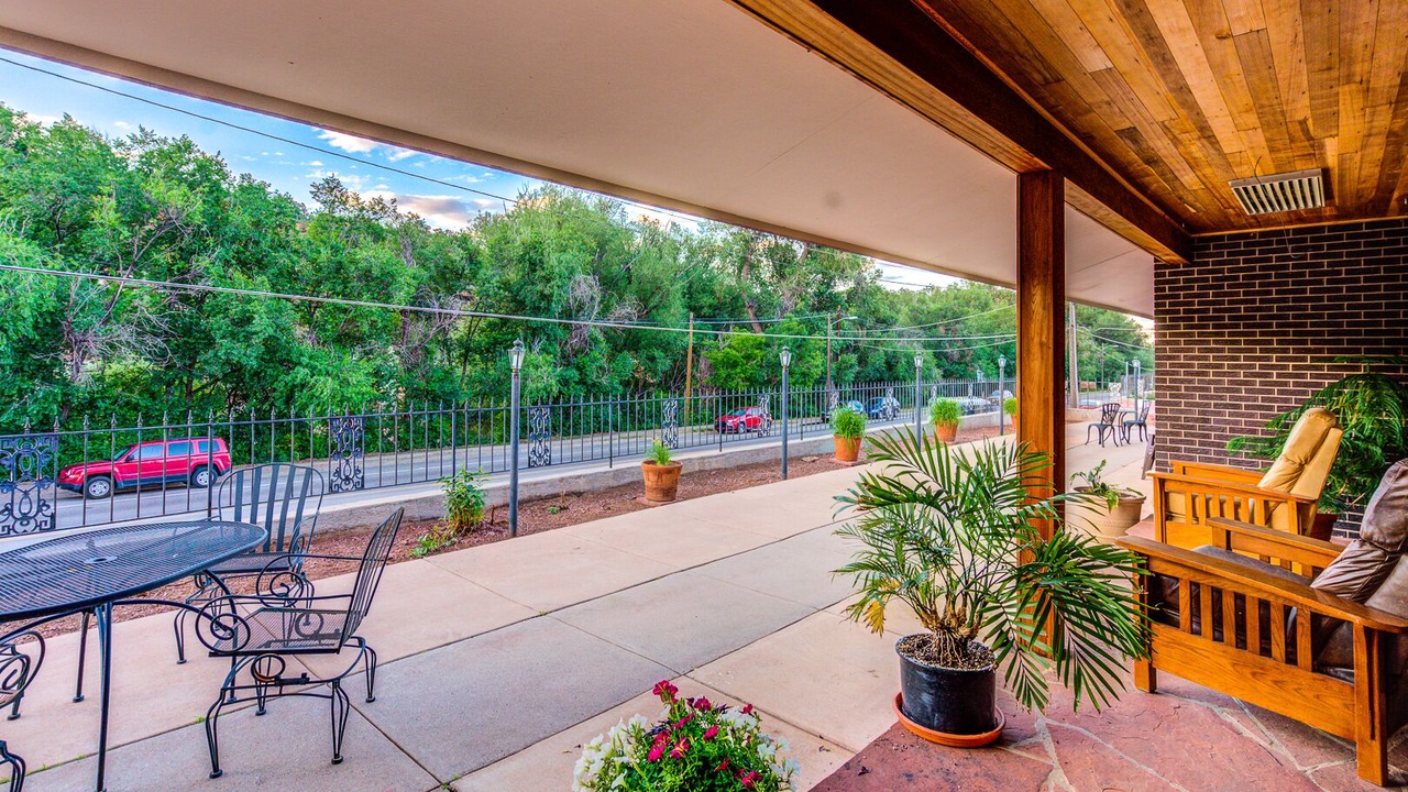 Photo of Outdoor in Manitou Springs Historic District