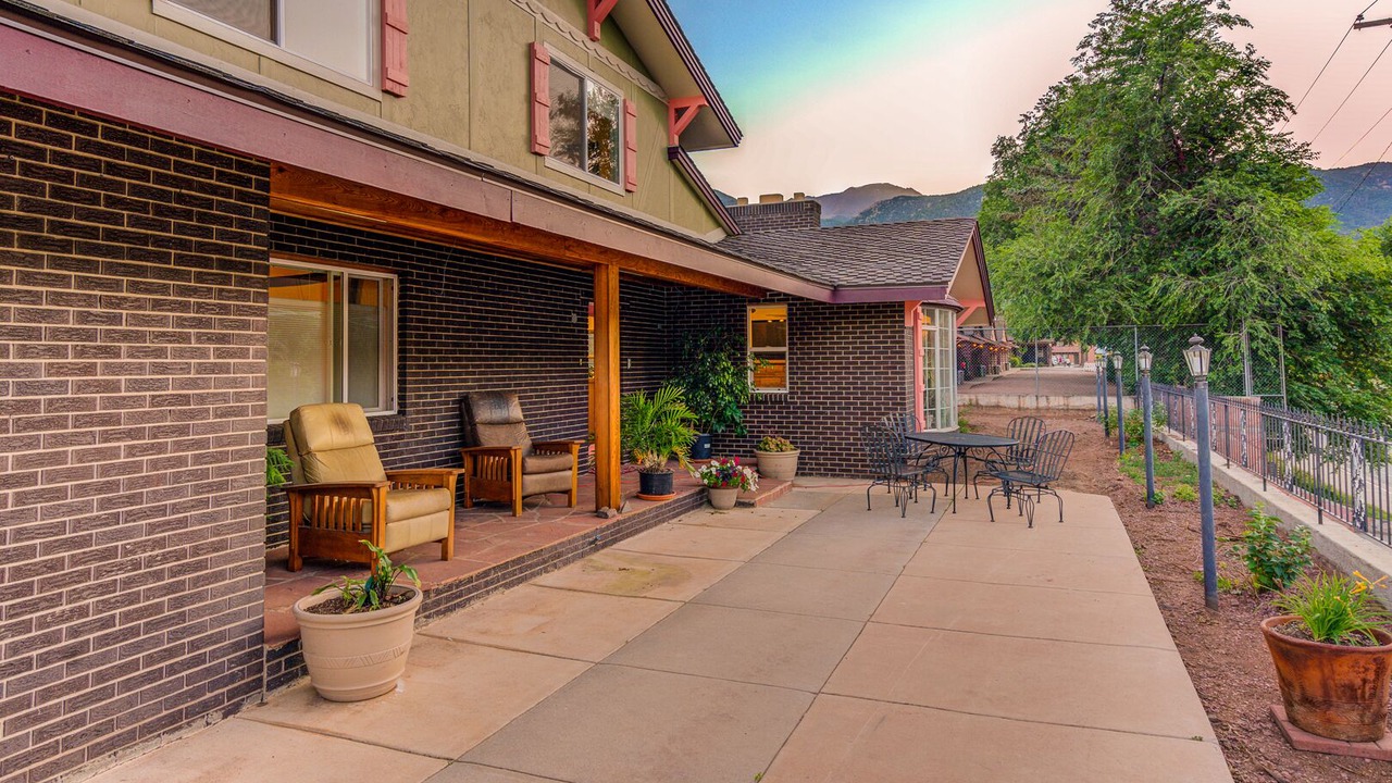 Photo of Outdoor in Manitou Springs Historic District