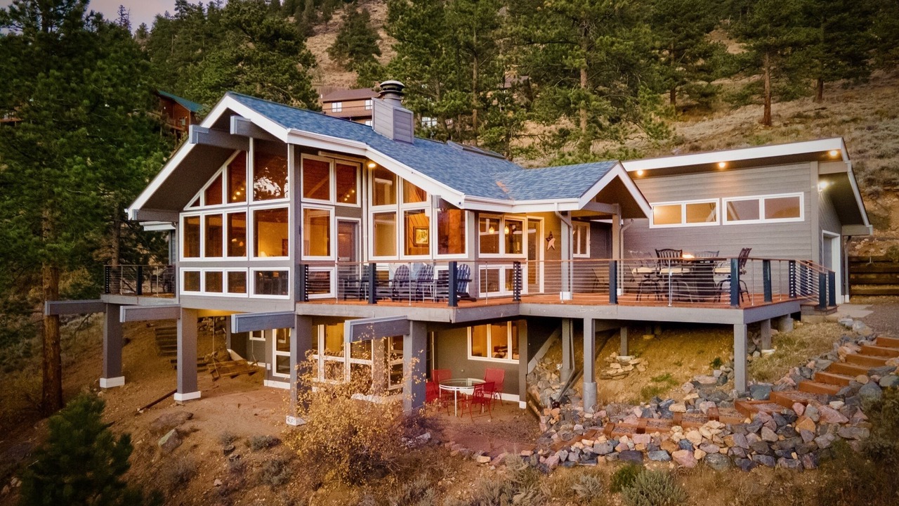 Photo of Outdoor in Windcliff Estates
