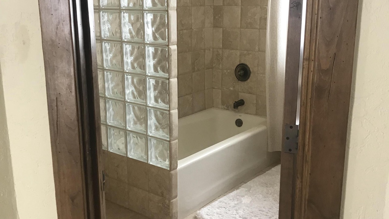 Photo of Bathroom in Basalt