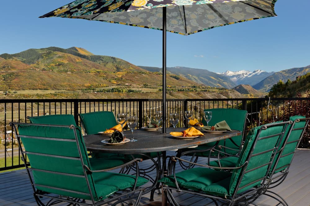 Photo of Outdoor in Brush Creek Village