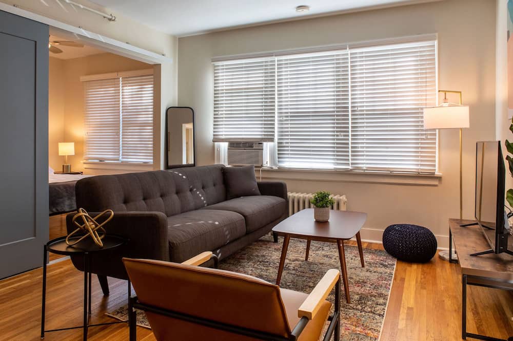 Photo of Livingroom in West Colfax