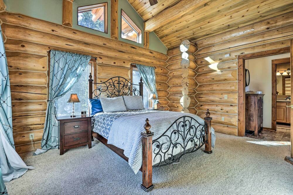 Photo of Bedroom in Quandary Village