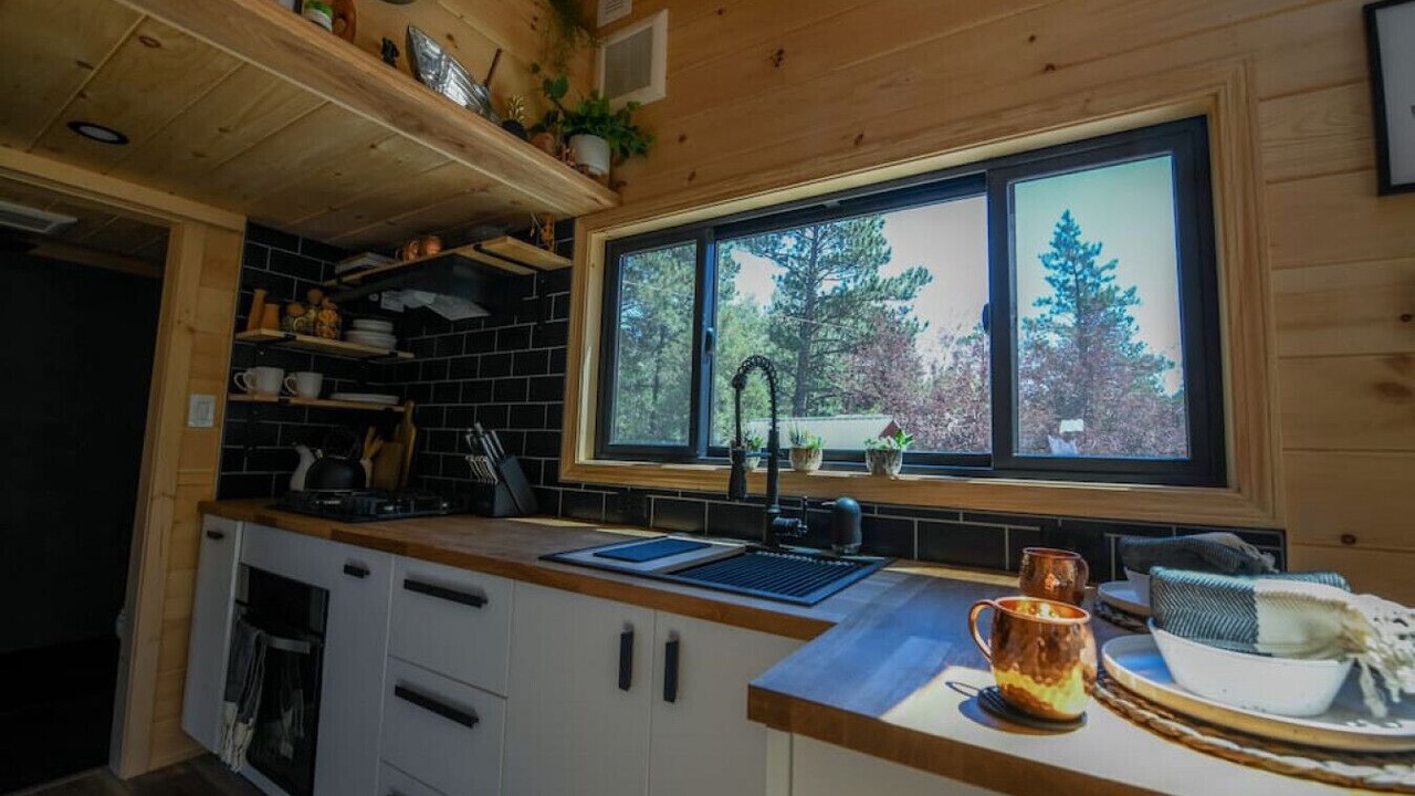 Photo of Kitchen in Drake