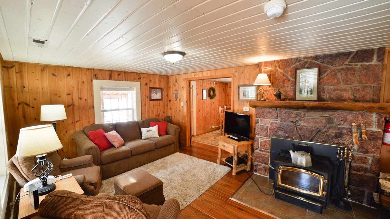 Photo of Livingroom in Divide