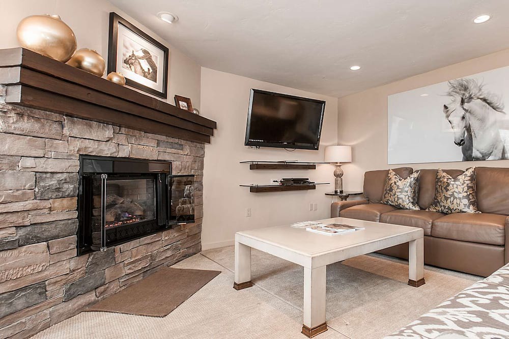 Photo of Livingroom in Snowmass Village