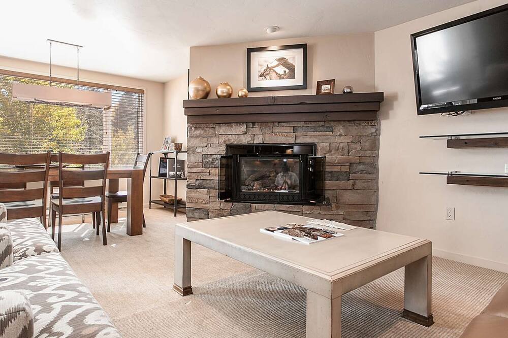 Photo of Livingroom in Snowmass Village