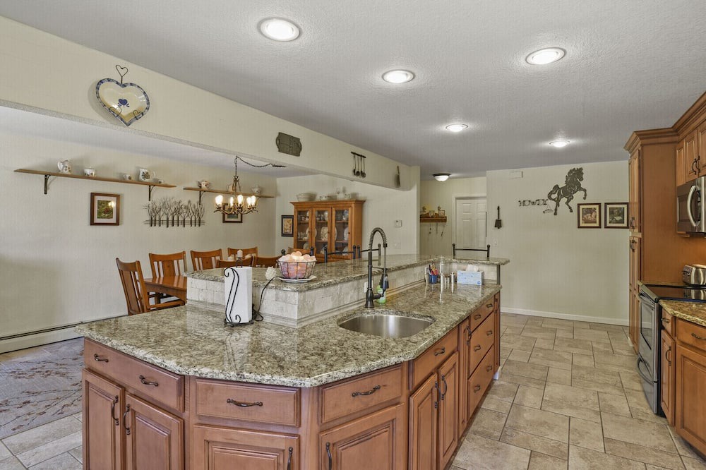 Photo of Kitchen in Grand View Estates