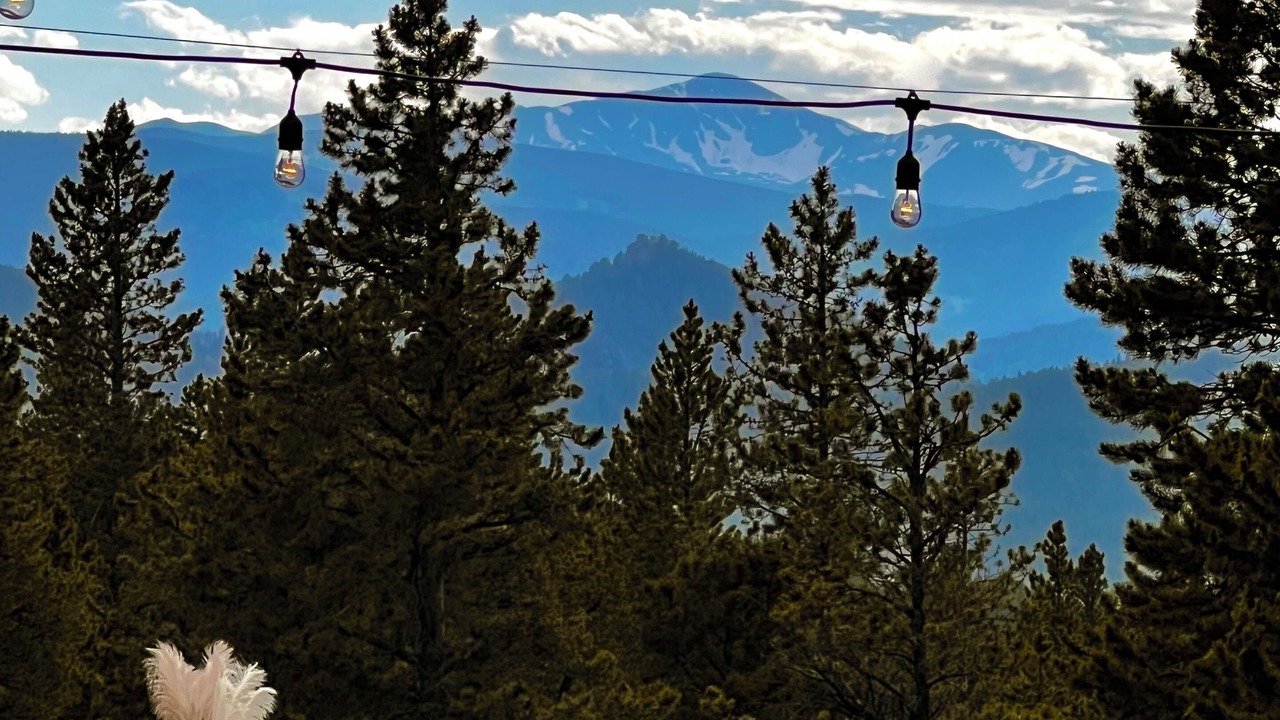 Photo of Outdoor in Black Hawk