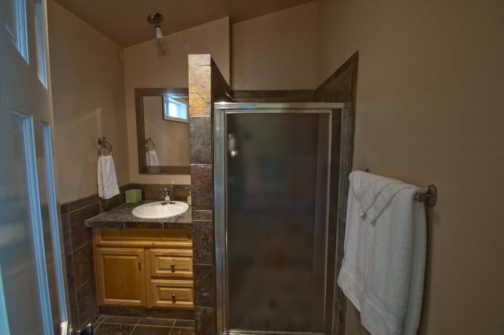 Photo of Bathroom in Panorama Heights
