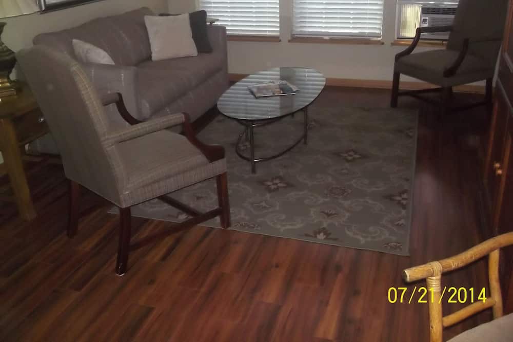 Photo of Livingroom in Historic Fort Collins High School