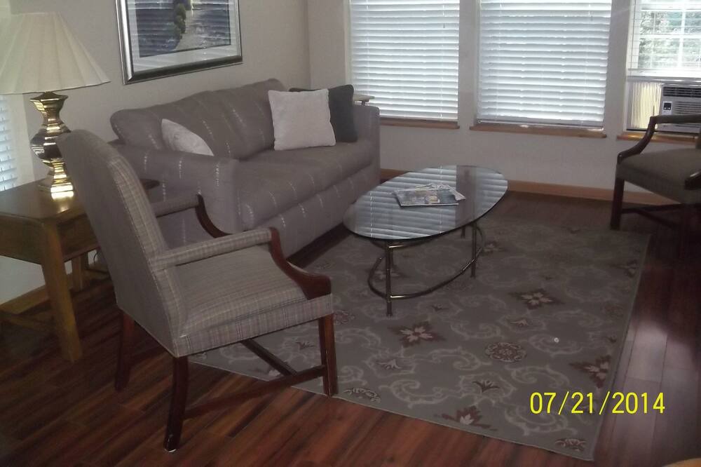 Photo of Livingroom in Historic Fort Collins High School