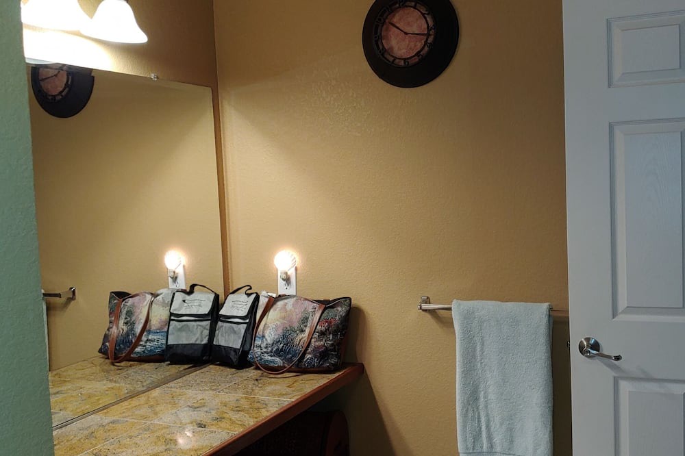 Photo of Bedroom in Vista Ridge