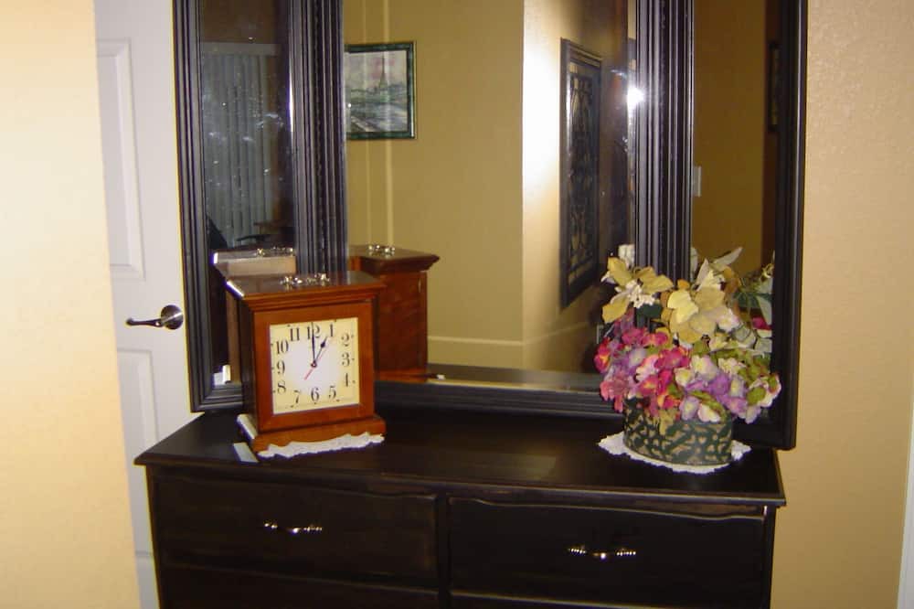 Photo of Bedroom in Vista Ridge